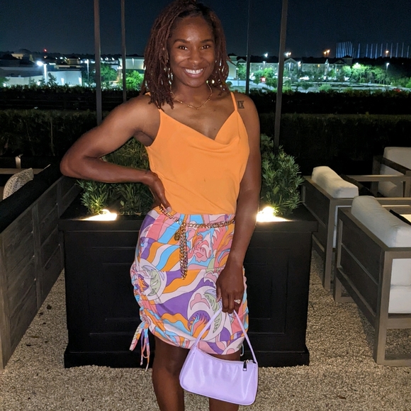 MEET THE POSHER - Picture 5 of 8